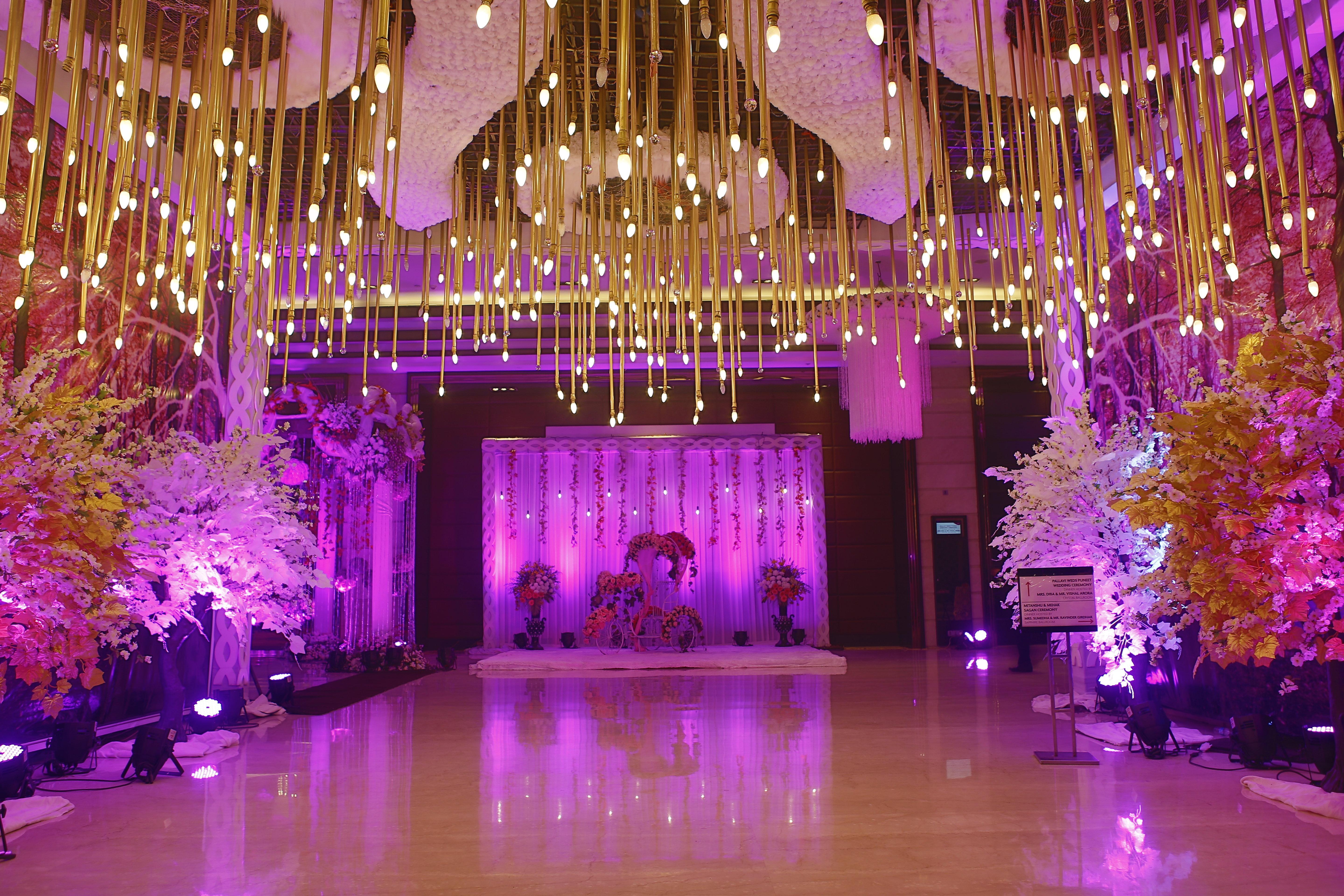 Crowne Plaza New Delhi Rohini By Ihg Hotel Exterior photo