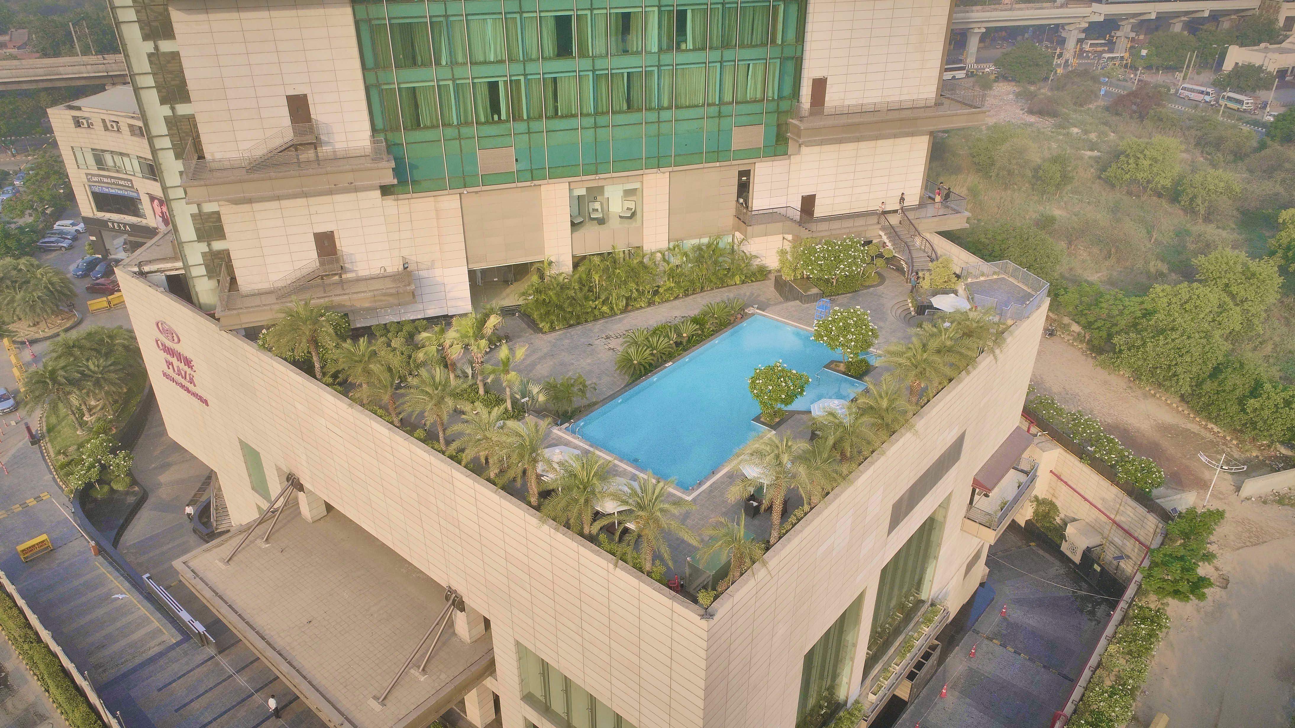 Crowne Plaza New Delhi Rohini By Ihg Hotel Exterior photo
