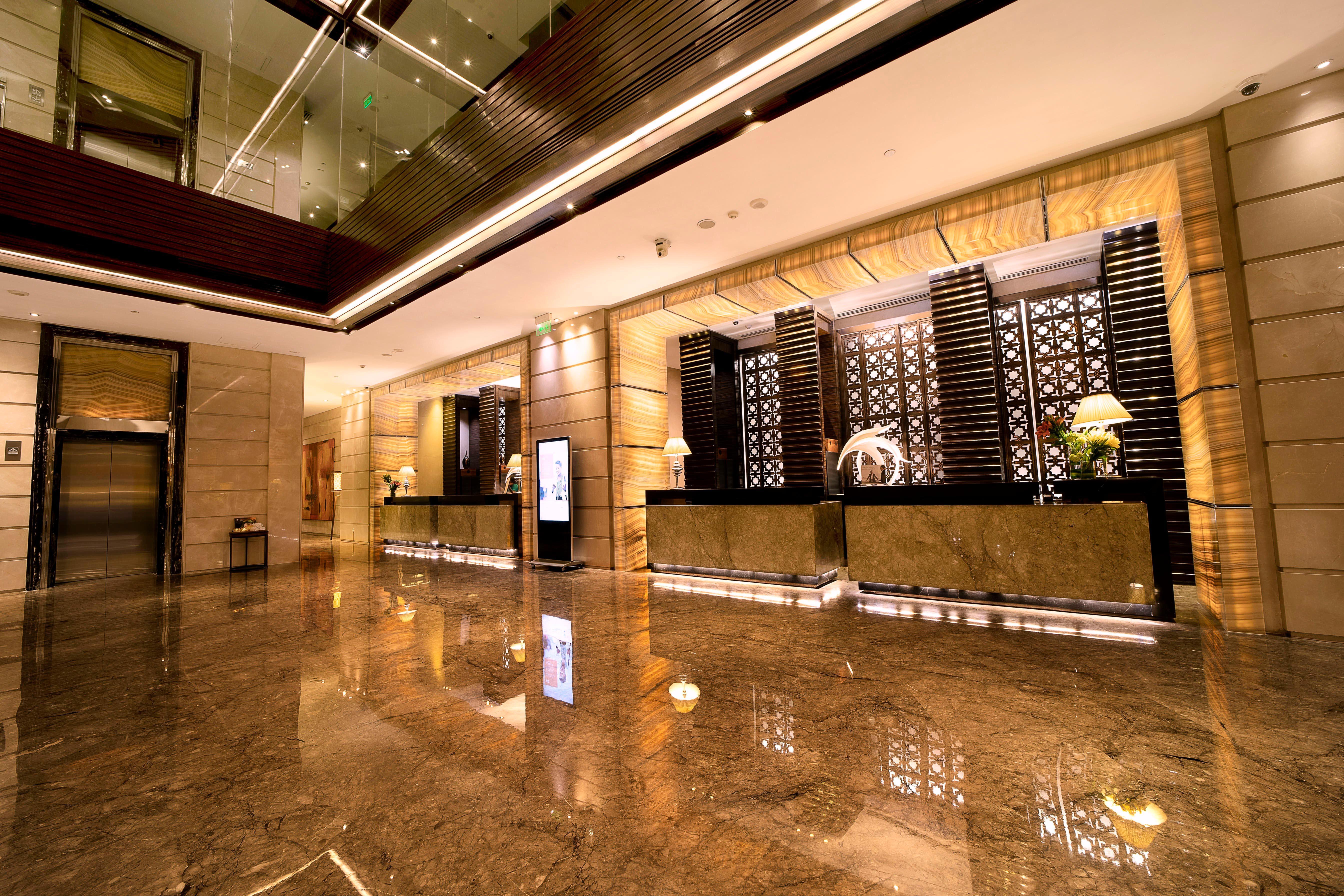 Crowne Plaza New Delhi Rohini By Ihg Hotel Exterior photo